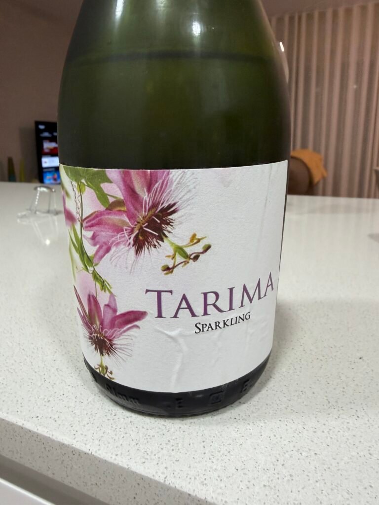 2tiquette de la bouteille Tarima Sparkling
