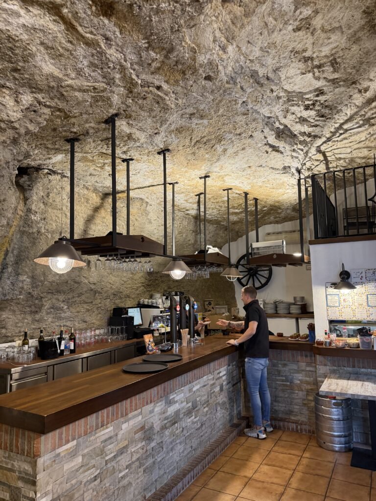 Intérieur café Setenil